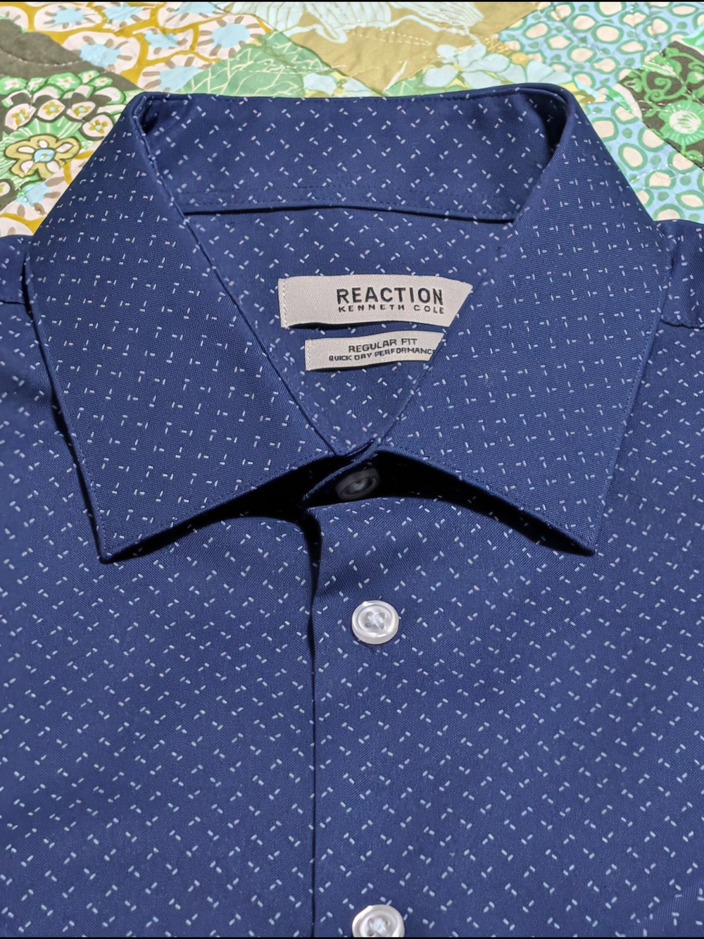 Kenneth Cole Reaction Men's Navy Micro-Pattern Dress Shirt